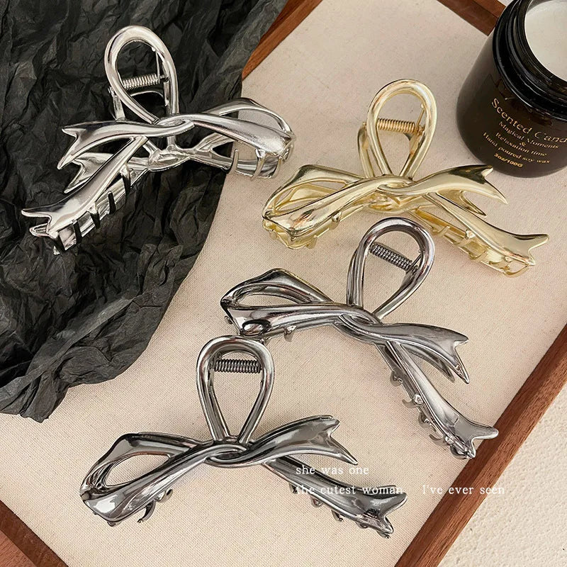 Metal Hair Clip Fashion Barrettes Korean Geometric Black Bow knot Hair Claw for Women Thick Thin Accessories Bath Crab Clamp