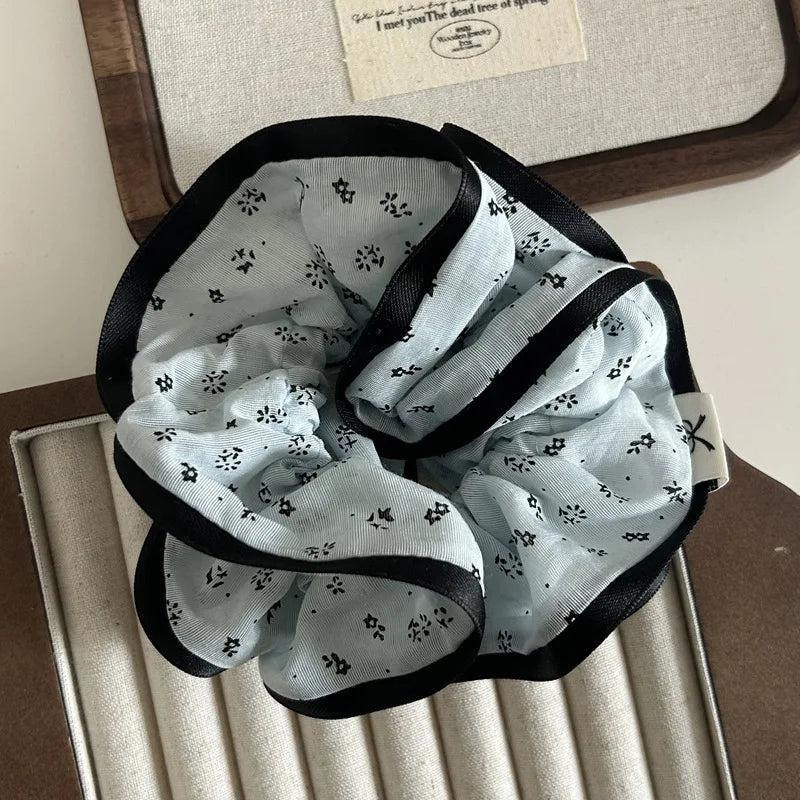 Scrunchies for Hair New Fashion Luxury Satin Silk Hair Loop Bud Shaped HairTies Hair Scrunch for Girls Headwear