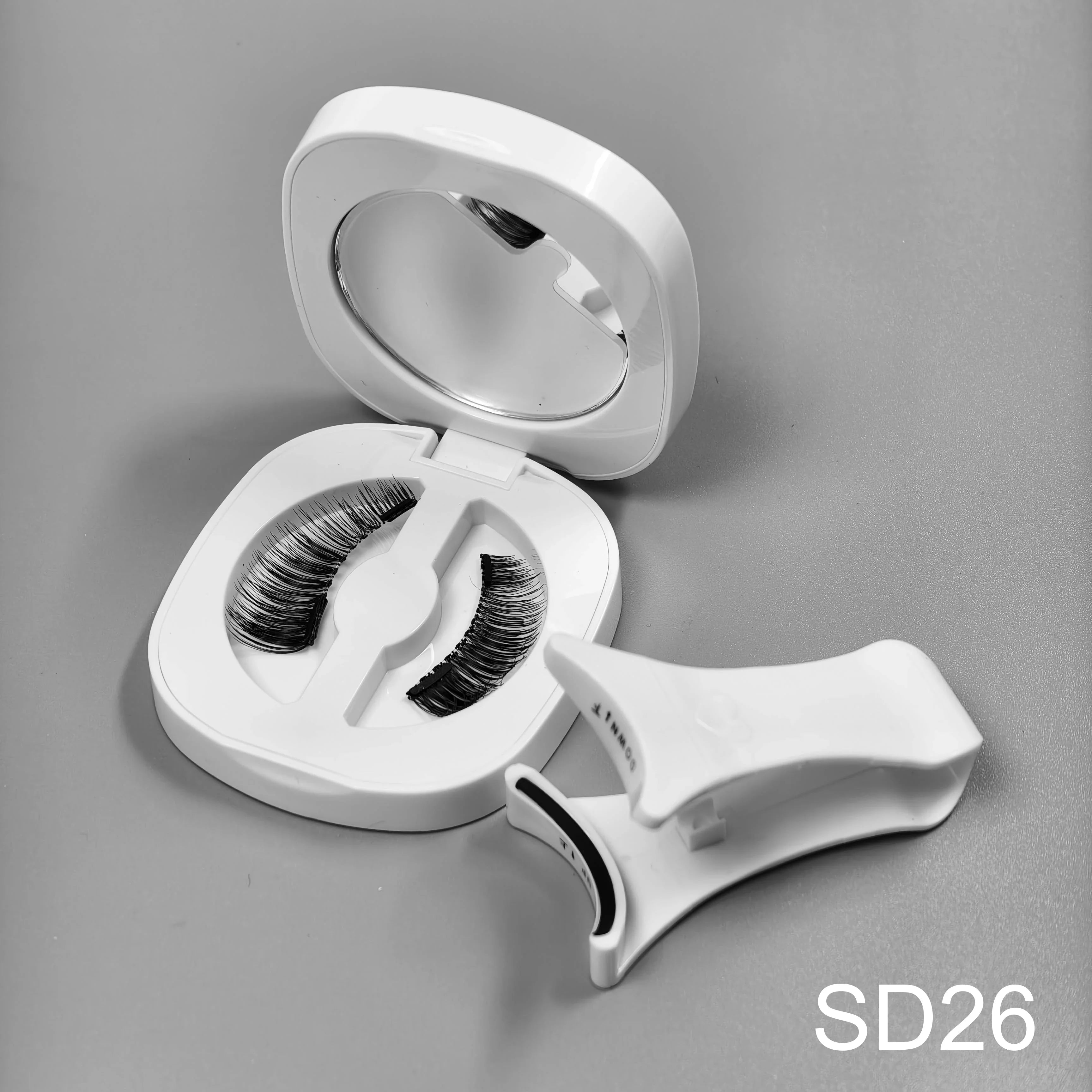 Yiernuo Magnetic false eyelashes integrated box new glue-free false eyelashes kit