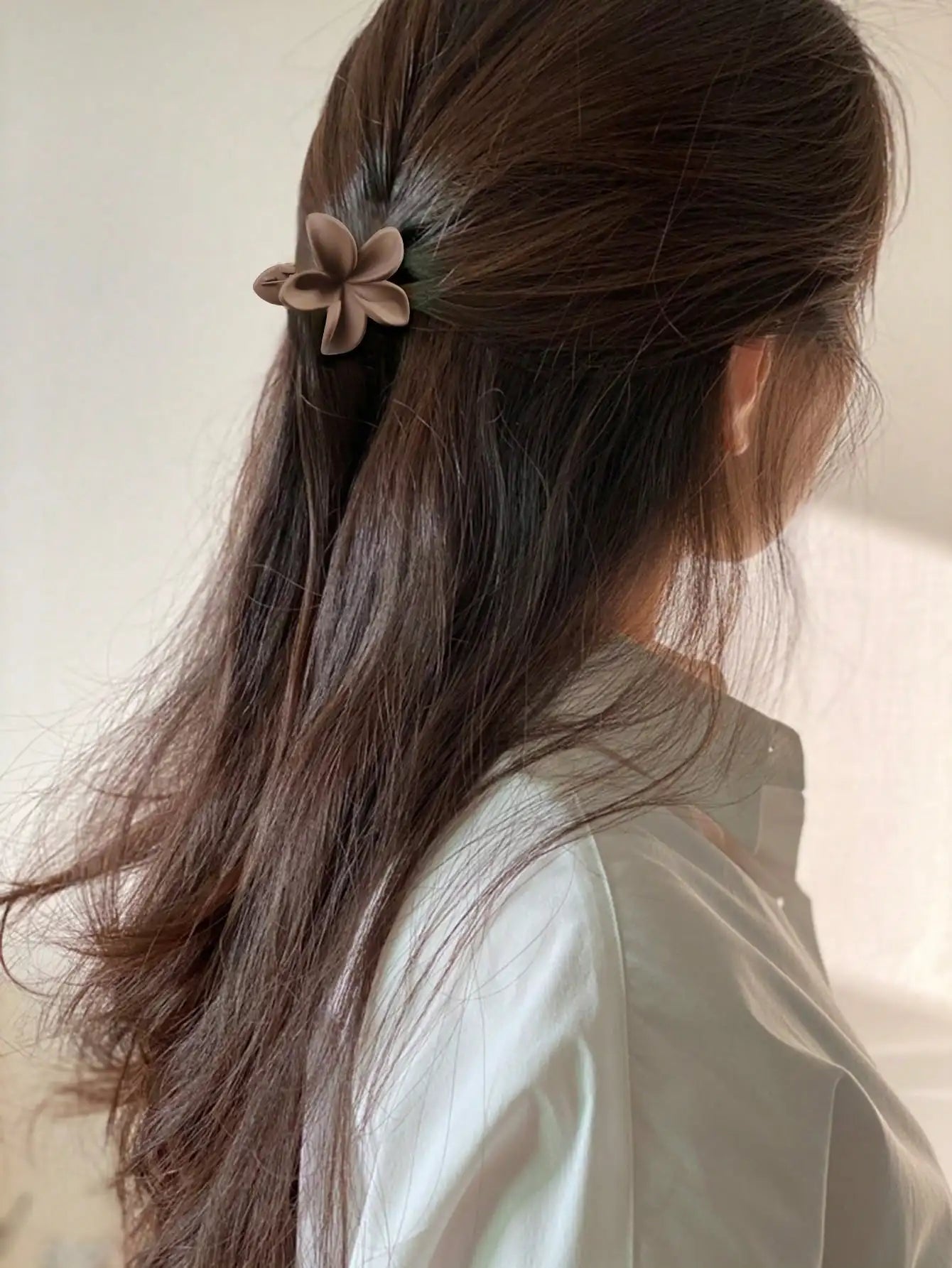 4Pcs Multicolor Flower Hair Claw Clips for Women Girls Nonslip Cute Fashion Hair Accessories Small Hairpin Crab Barrette Style