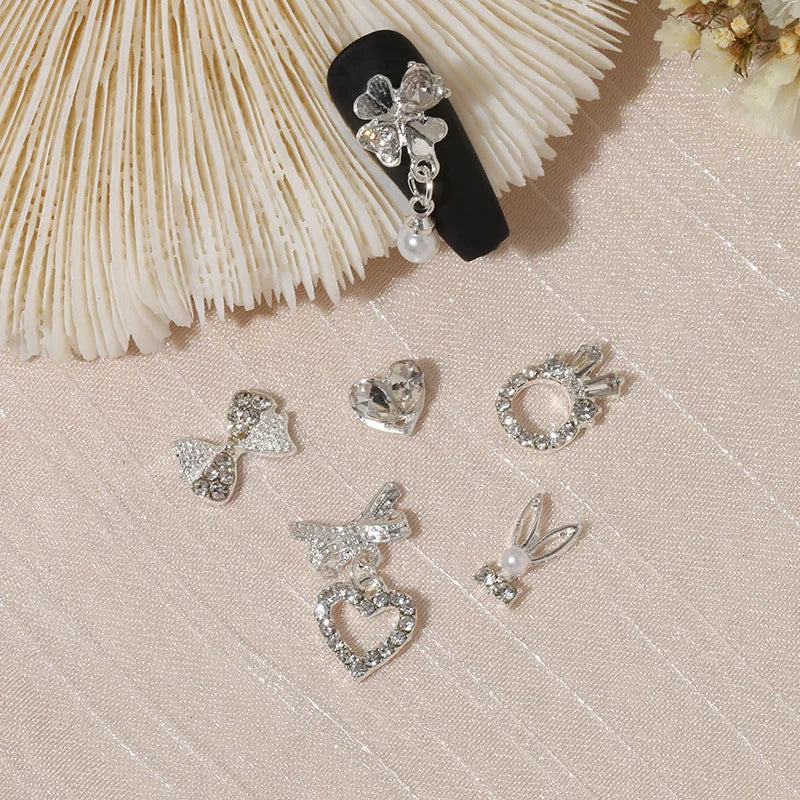Mix 10/15pcs Shaped Rhinestones Nail Charm Silver Bowknot Nail Dangles Luxury Metal Heart 3D Nail Art Decoration Manicu
