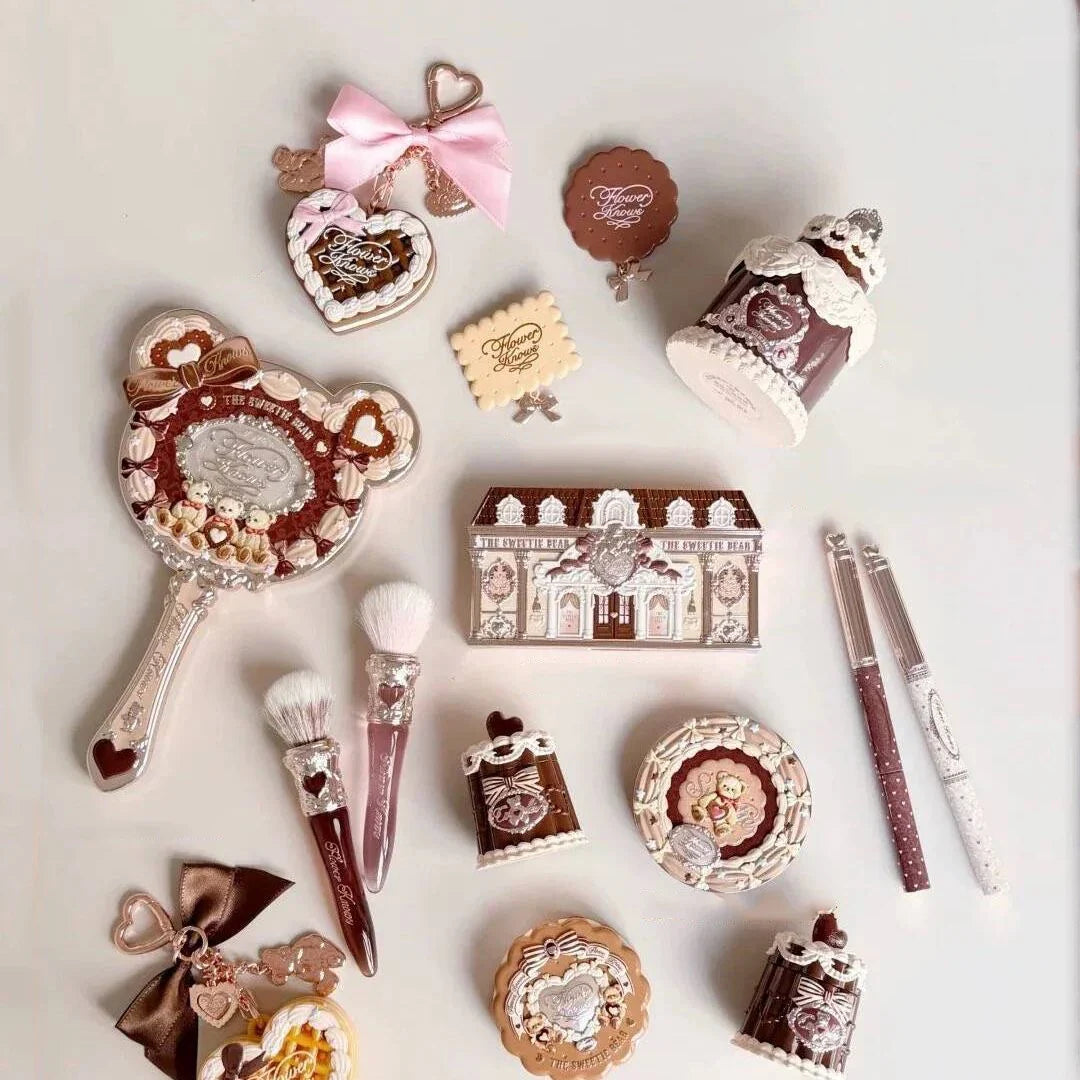 Flower Knows SWEETIE BEAR Makeup Box Gift Set All In One Perfume Shimmer Eye Shadow Palette Blush Lip Jelly Mystery Box 10 PCS