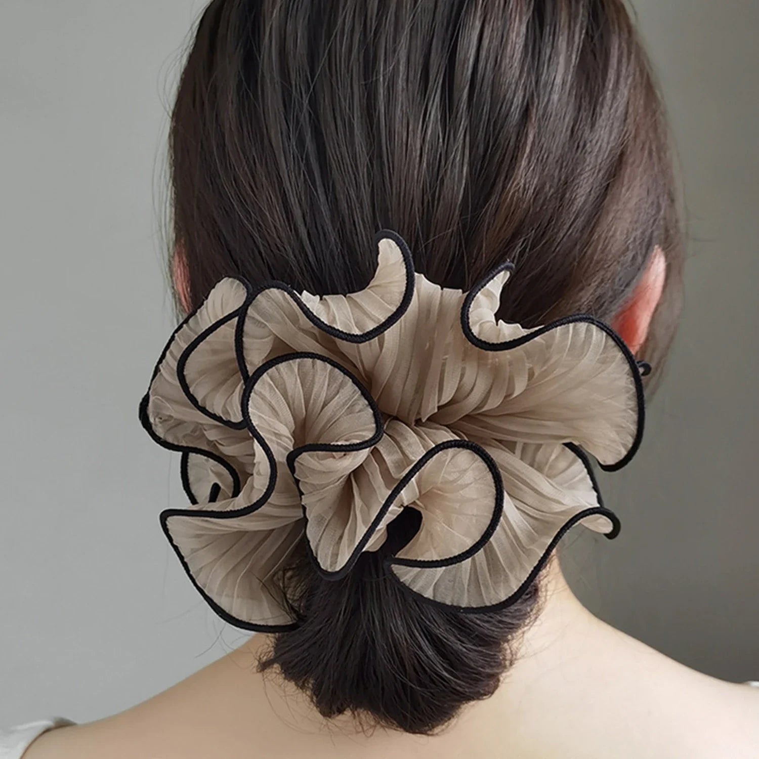 Korean Fashion Big Scrunchies For Girls Pink White Hairties For Bun Hairstyle Hair Bands Hair Accessories For Women Headwear