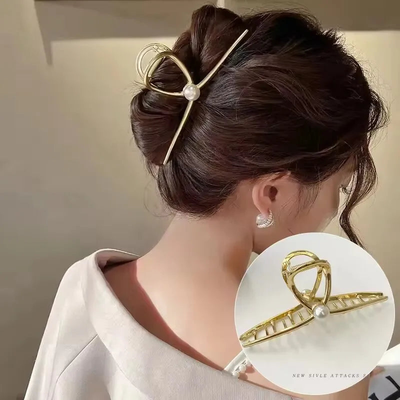 Metal Hair Clip Fashion Barrettes Korean Geometric Black Bow knot Hair Claw for Women Thick Thin Accessories Bath Crab Clamp