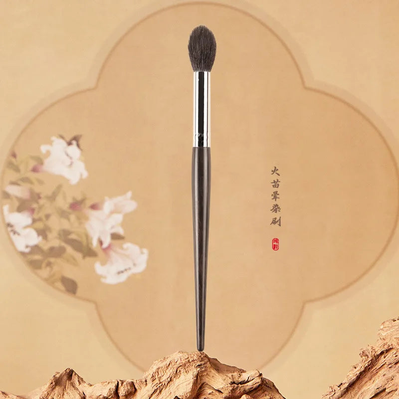 1pc High end Pro Animal hair Crease Makeup brushes detail Highlight Make up brushes Ebony handle pencil beauty G158