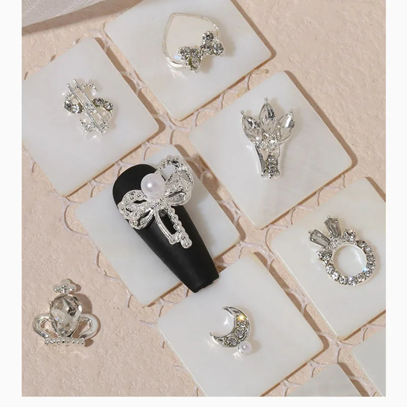 Mix 10/15pcs Shaped Rhinestones Nail Charm Silver Bowknot Nail Dangles Luxury Metal Heart 3D Nail Art Decoration Manicu