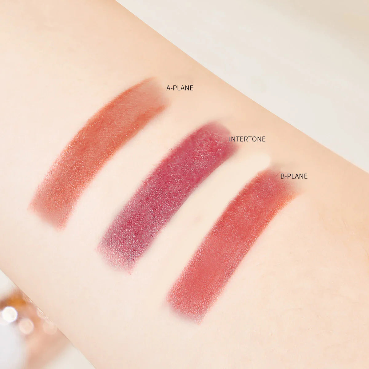 Ocheal Satin-Like Color-Holding Tri-Color Lipstick  Waterproof Long Lasting Liquid Lipstick Tint Moisturizing Tear Off Lip Stain