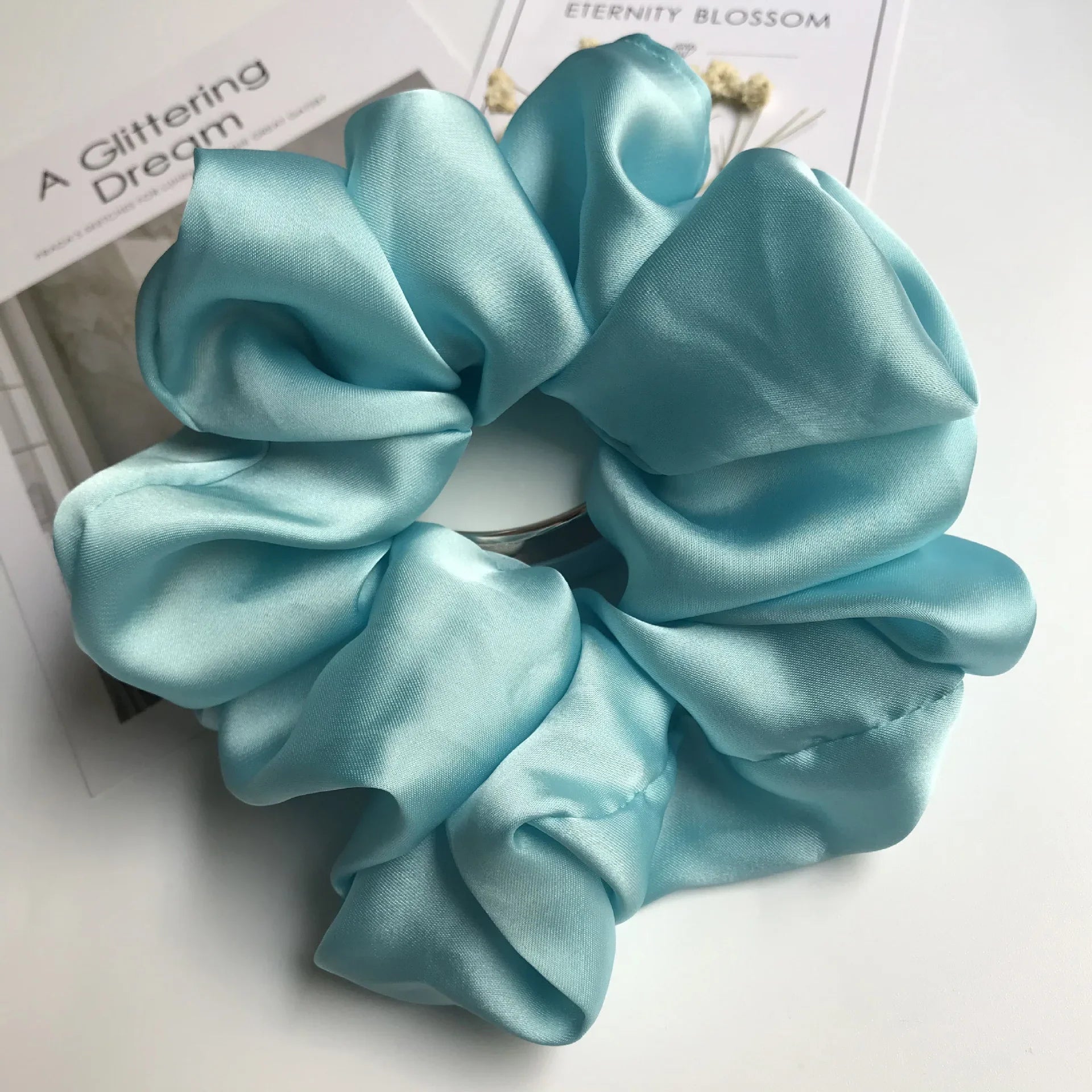 Oversized Scrunchies Big Rubber Hair Ties Elastic Hair Bands Girs Ponytail Holder Smooth Satin Scrunchie Women Hair Accessories