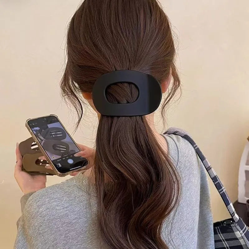 2PCS Flat Elliptical Hair Clips, Duckbill Clips with Strong Grip, Simple Hair Accessories for Updo Hairstyles at the Back of the