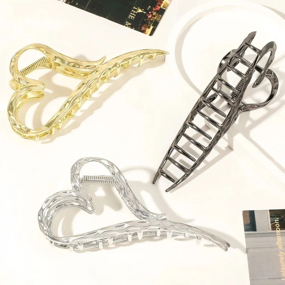 1Pcs Sliver Elegant Love Design Hair Barrettes Ornament Heart Golden Hair Claw Clip,Large Non-Slip Hair Accessories for Women