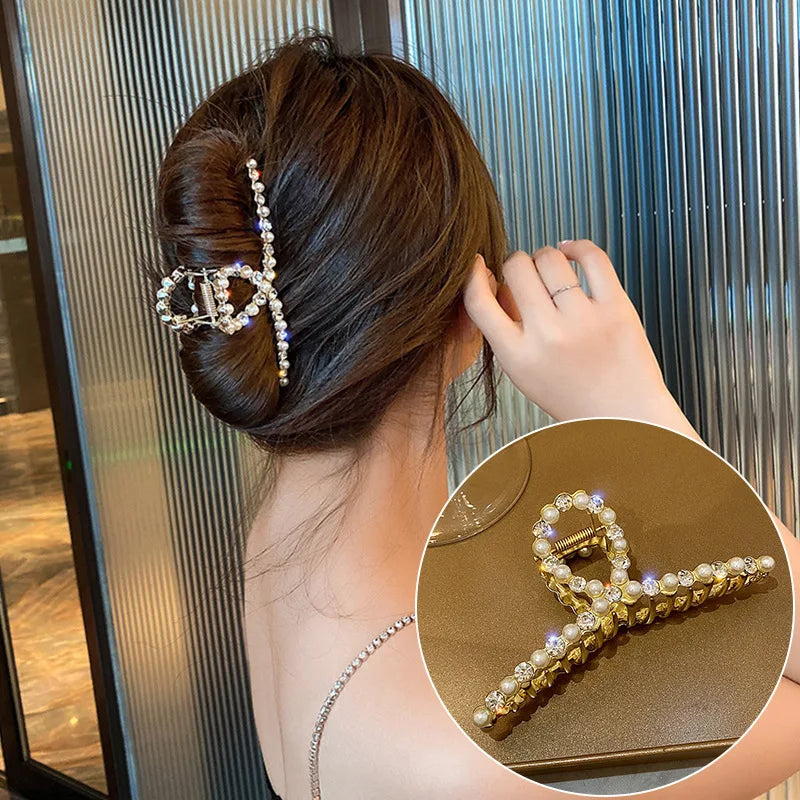 Metal Hair Clip Fashion Barrettes Korean Geometric Black Bow knot Hair Claw for Women Thick Thin Accessories Bath Crab Clamp