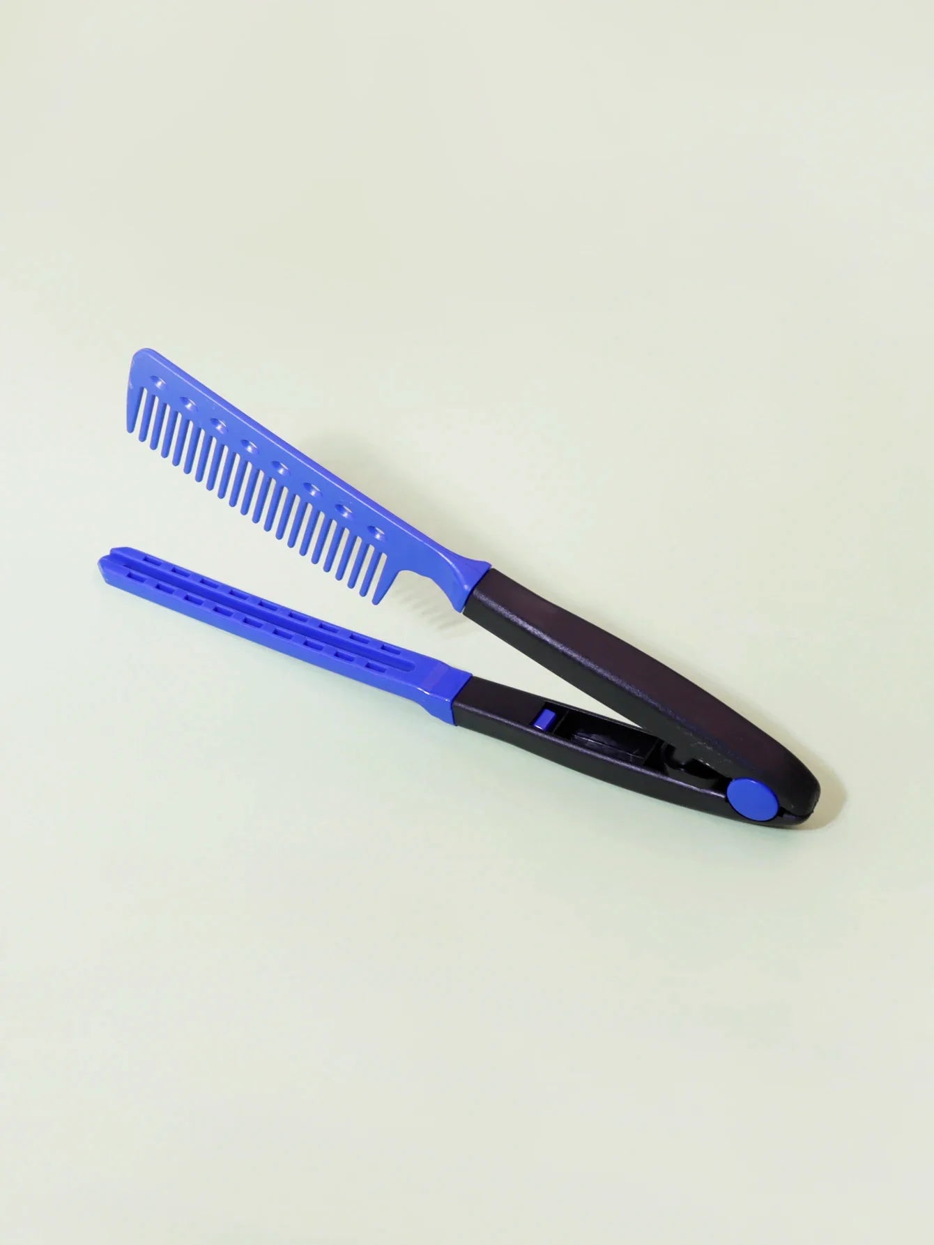 1pcs flat comb straight hair salon hair brush comb beauty styling straightener V-shaped straight hair comb straightener