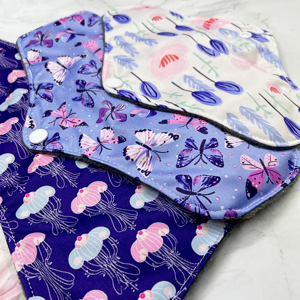 women Reusable menstrual pads for monthly, bamboo charcoal washable sanitary towels for periods, absorbent mama cloth pads 1 pc