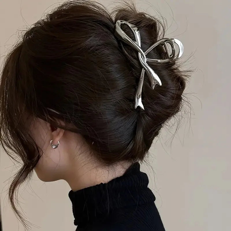 Metal Hair Clip Fashion Barrettes Korean Geometric Black Bow knot Hair Claw for Women Thick Thin Accessories Bath Crab Clamp
