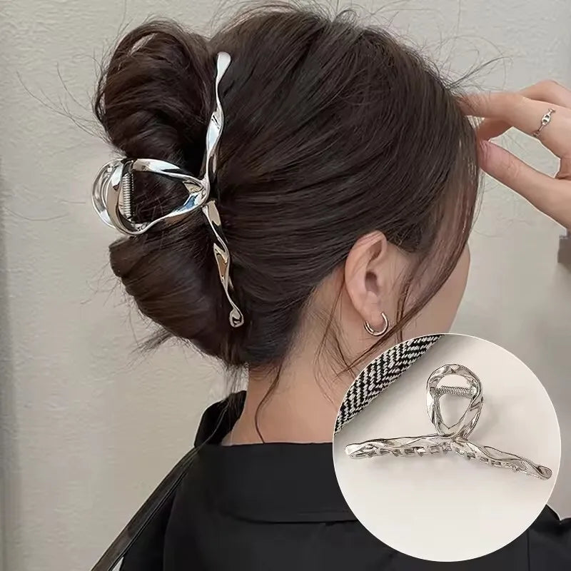 Metal Hair Clip Fashion Barrettes Korean Geometric Black Bow knot Hair Claw for Women Thick Thin Accessories Bath Crab Clamp