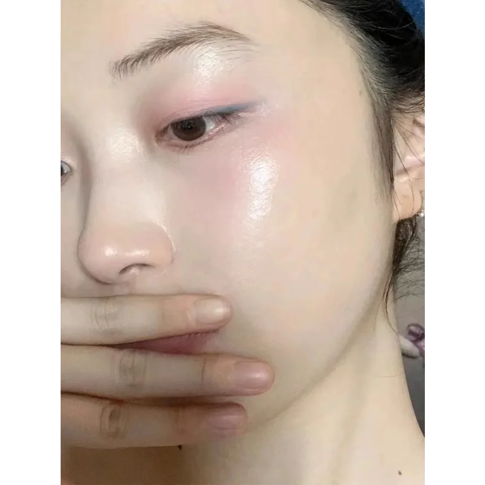 High Gloss Stick Highlighter Blush Water Light Shimmer Waterproof Face Contour Illuminator Brighten Contouring Rouge