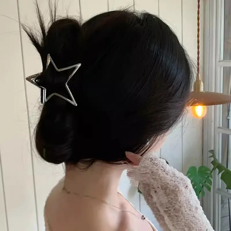 Hollow Star Hair Claws Sweet Cool Charm Trend Hair Clips for Women Girls Y2k Hair Accessories Stylish Hairpins for Gifts