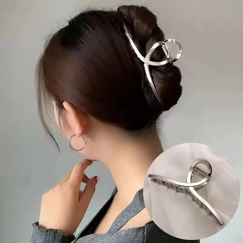 Metal Hair Clip Fashion Barrettes Korean Geometric Black Bow knot Hair Claw for Women Thick Thin Accessories Bath Crab Clamp