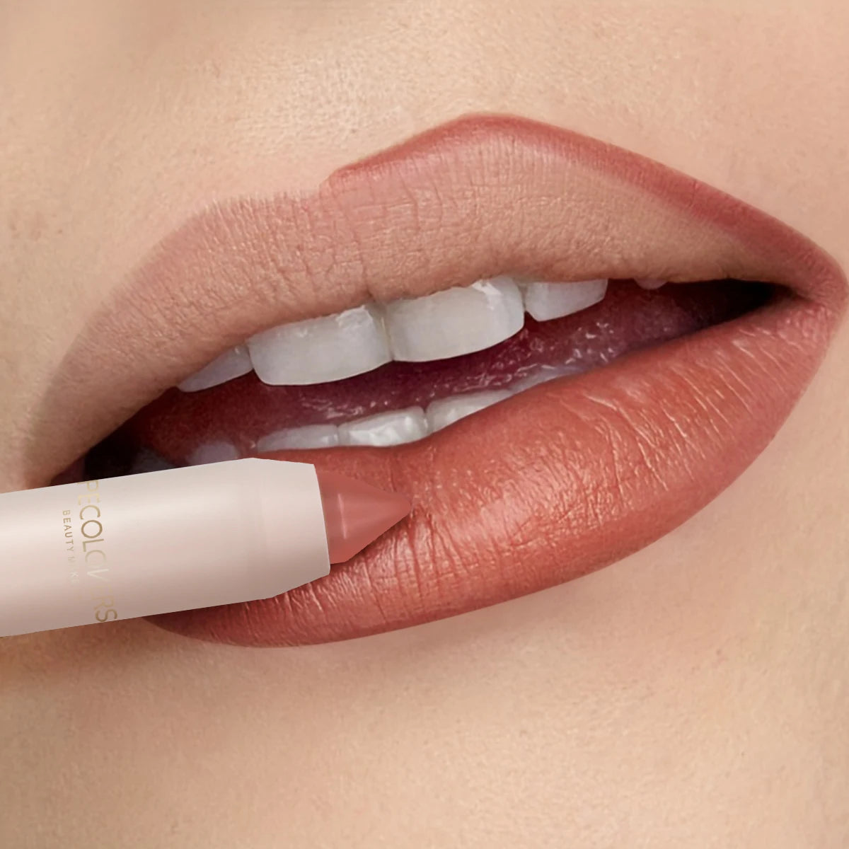 Red Lipstick Waterproof Lasting Plump Lip Glaze Silky Natural Outline Velvet Moisturizing Lip Gloss Makeup Lipliner Pen