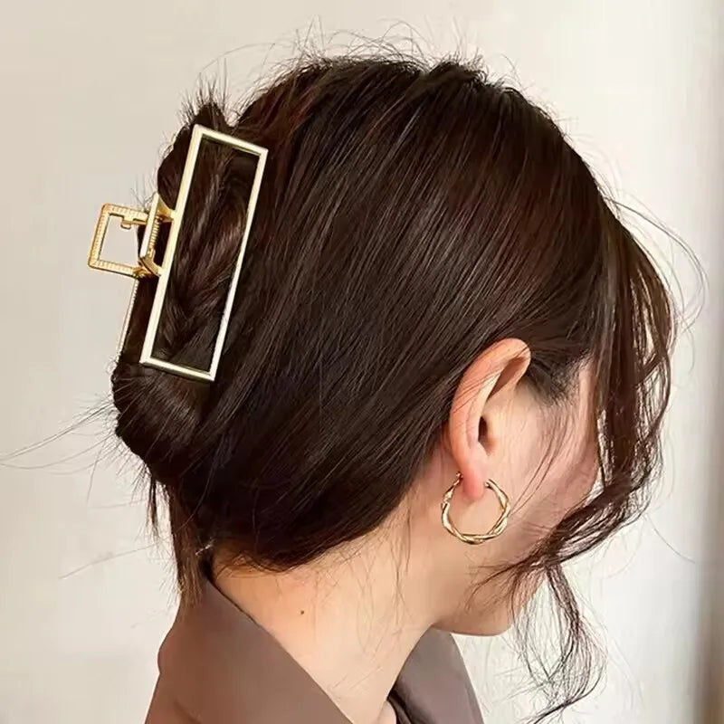 Metal Hair Clip Fashion Barrettes Korean Geometric Black Bow knot Hair Claw for Women Thick Thin Accessories Bath Crab Clamp