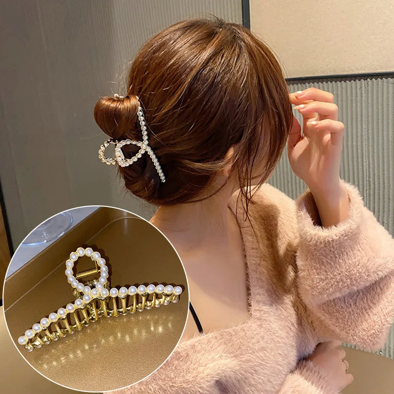 Metal Hair Clip Fashion Barrettes Korean Geometric Black Bow knot Hair Claw for Women Thick Thin Accessories Bath Crab Clamp