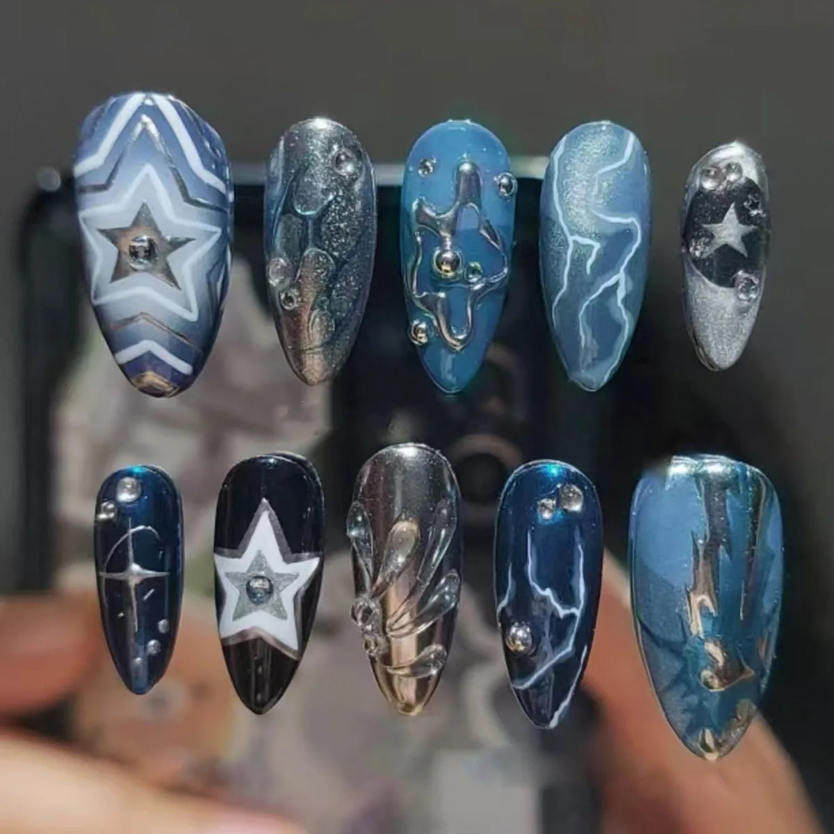 24Pcs Black Y2k Long False Nails with Almond Head Design Cat's Eye Silver Stripe Pattern Press on Fake Nails Wearable Nail Tips