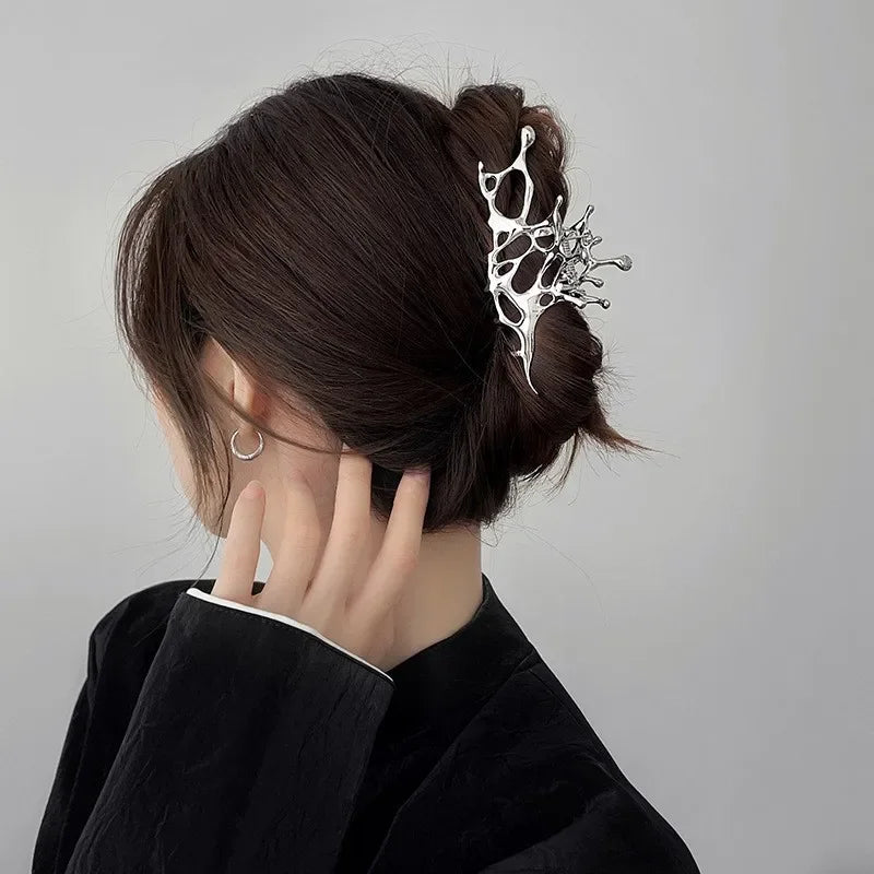 Y2k Geometric Claw Clips Women Large Metal Silver Color Korean Fashion Shark Hair Clips Grab Clamps Girls Hair Accessories