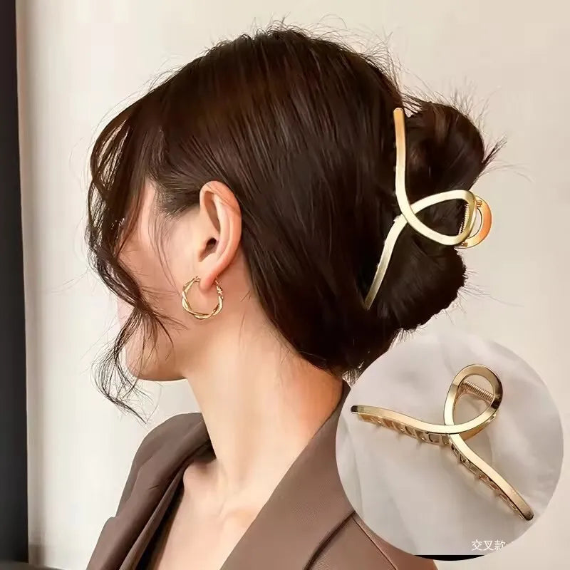 Metal Hair Clip Fashion Barrettes Korean Geometric Black Bow knot Hair Claw for Women Thick Thin Accessories Bath Crab Clamp
