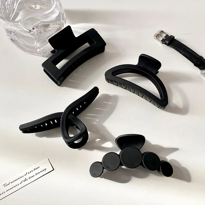 Women Elegant Black Geometric Plastic Hair Claw Lady Sweet Long Hair Holder Toothed Hair Clips Hairpins Fashion Hair Accessories