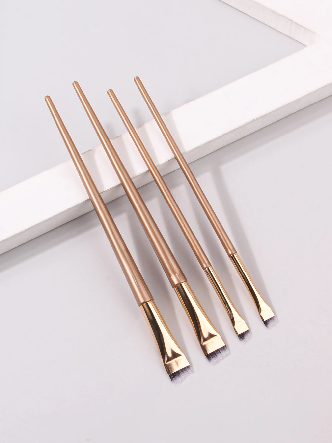 4PCS Liquid Eyeliner Brush Ultra Thin Fine Oblique Angle Flat Head Eyebrow Brush